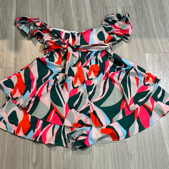 Colorful Ruffled Off-Shoulder romper - Picture 2 of 2